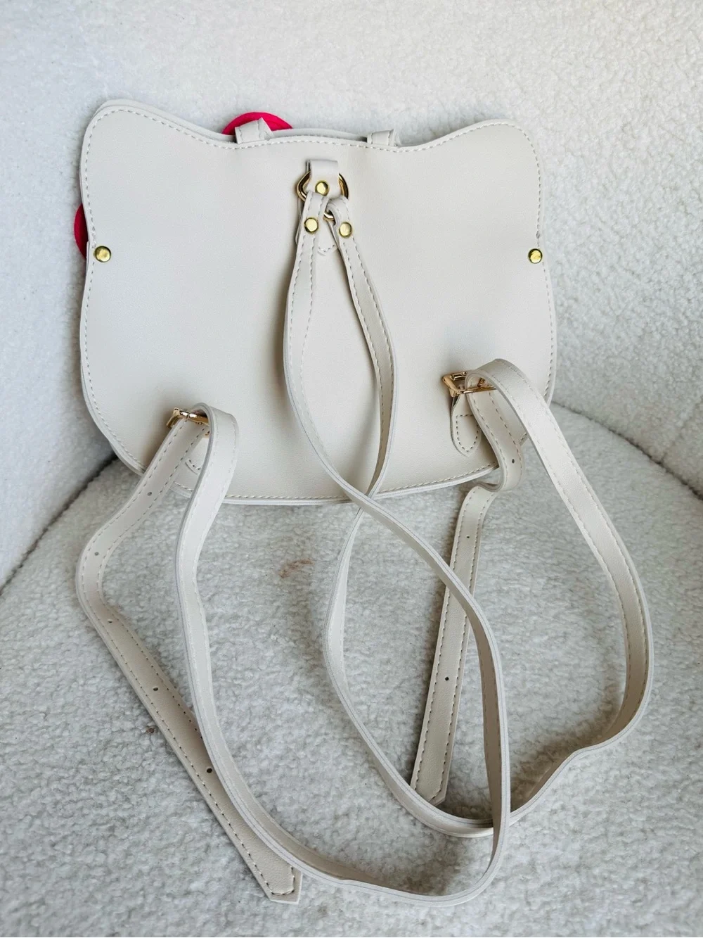 Hello Kitty cute white